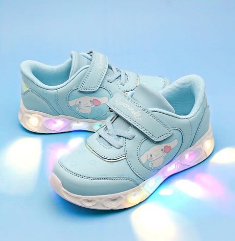 Shoelamode Sneaker LED Cinnamoroll size 170