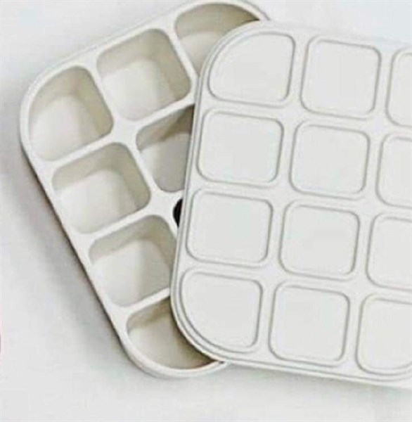 Modui Silicone Cube 12 ô Trắng kem