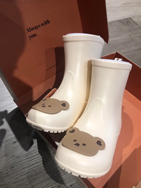 Dottodot Ủng trắng gấu nâu size 160