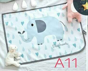 BabyMuffin Chắn nắng Voi Xanh White