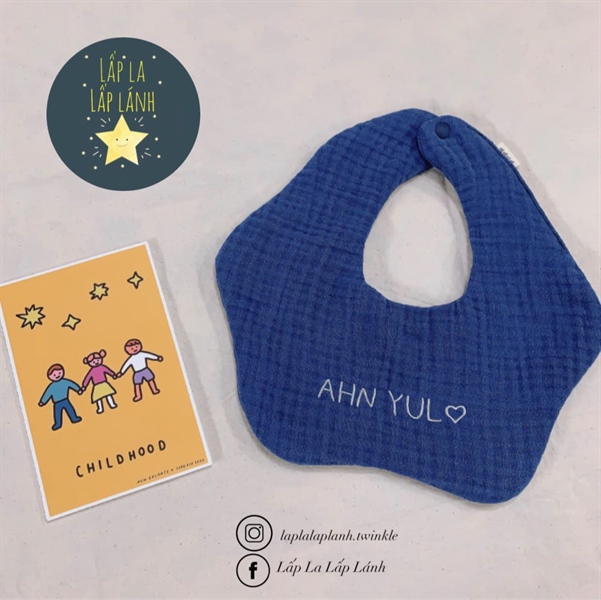 Yếm Mây Trơn Thêu Tên Xanh Dương