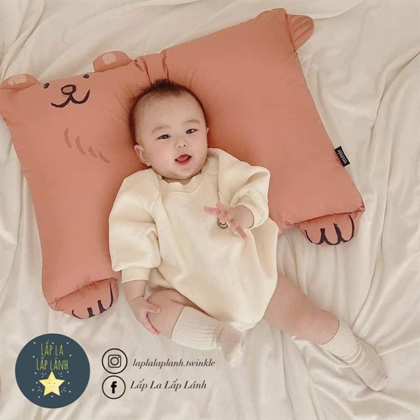 Aribebe Gối Gấu Cam