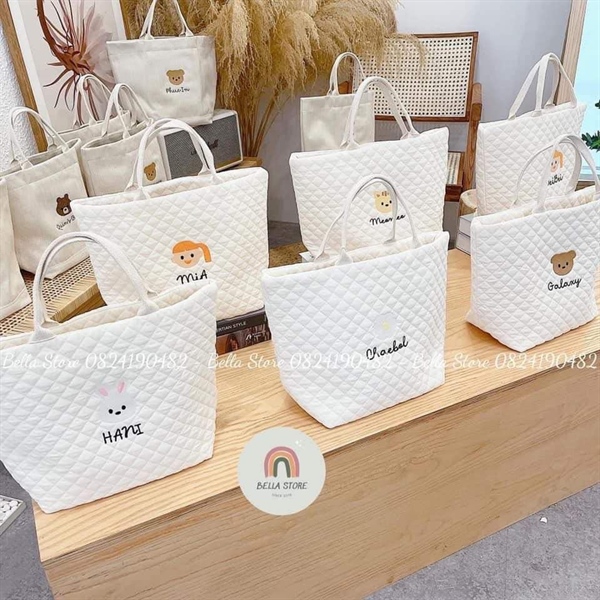 Túi xách thêu tên