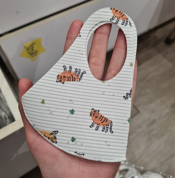 Bebenuvo Khẩu trang cho bé 2-4y Hoa cúc