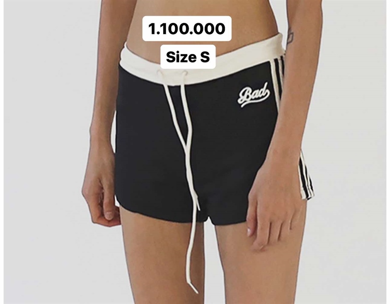 Badblood Quần short đen size S