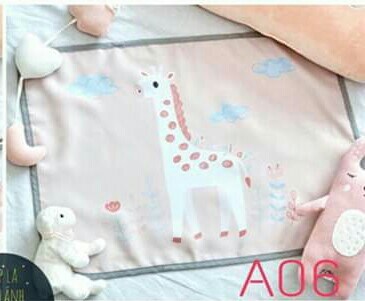 BabyMuffin Chắn nắng Hươu cao cổ Trắng nền Pink