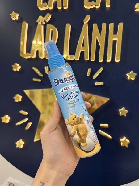 Snuggle Xịt thơm Huggable Cotton 150ml