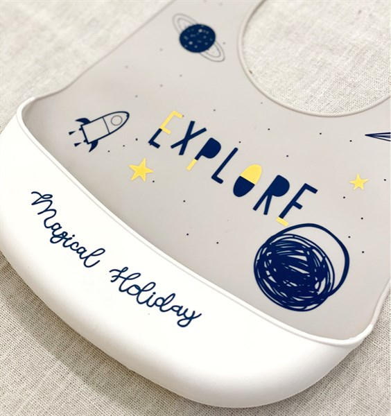 Merrybon Yếm silicone Explore nền Xám