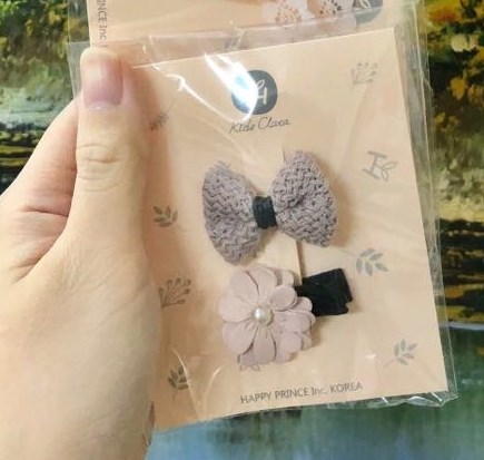 HappyPrince Kẹp tóc-Nơ (đan) Hoa Hồng Be