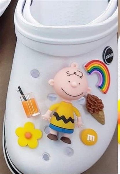 Crocs Jibbitz Em Bé Vàng Set Lẻ 6 charms